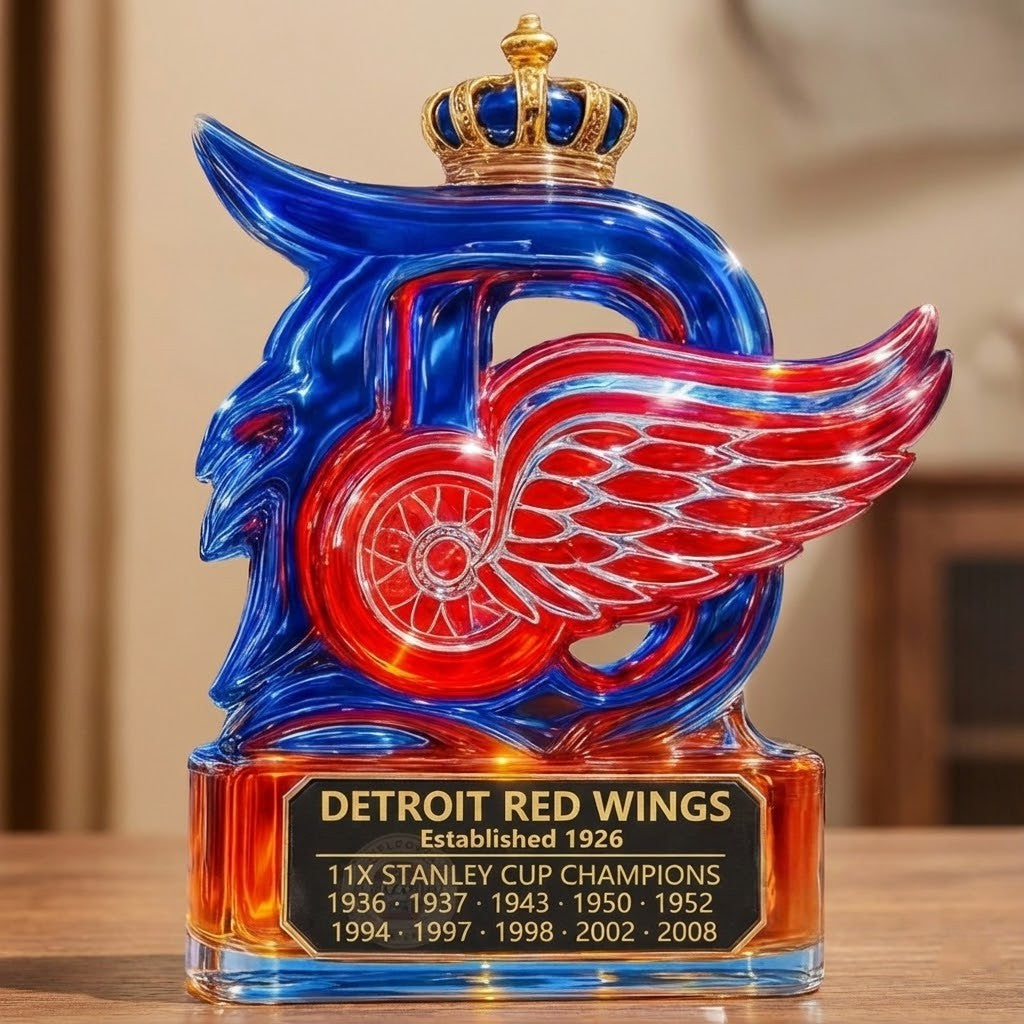Detroit Red Wings Whiskey Decanter – Commemorative NHL Logo Bottle with Crown Stopper