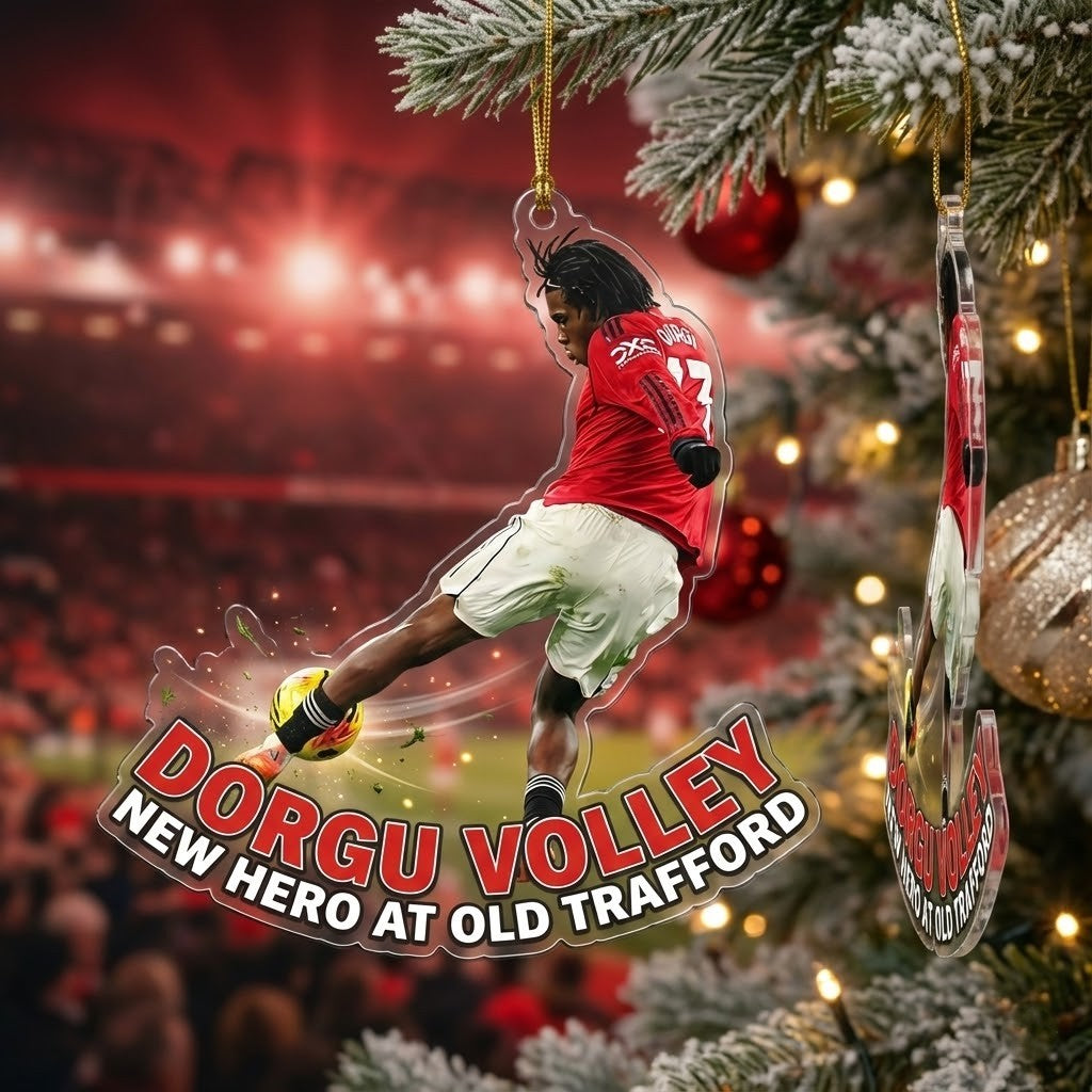 Patrick Dorgu Volley Manchester United Ornament – Custom 2.5D Acrylic Decoration