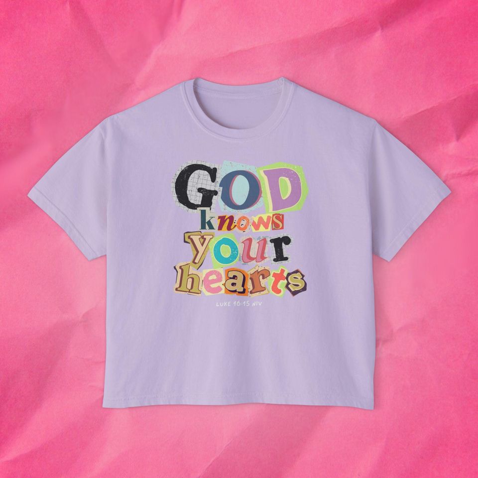 God Knows Your Hearts scrapbook letters Women's Boxy Tee