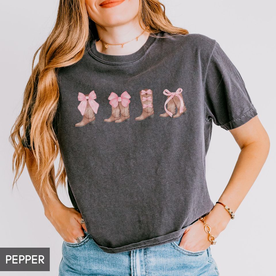 Coquette Pink bow boots Boxy Tee, Howdy Cowgirl Country Music Women Tee