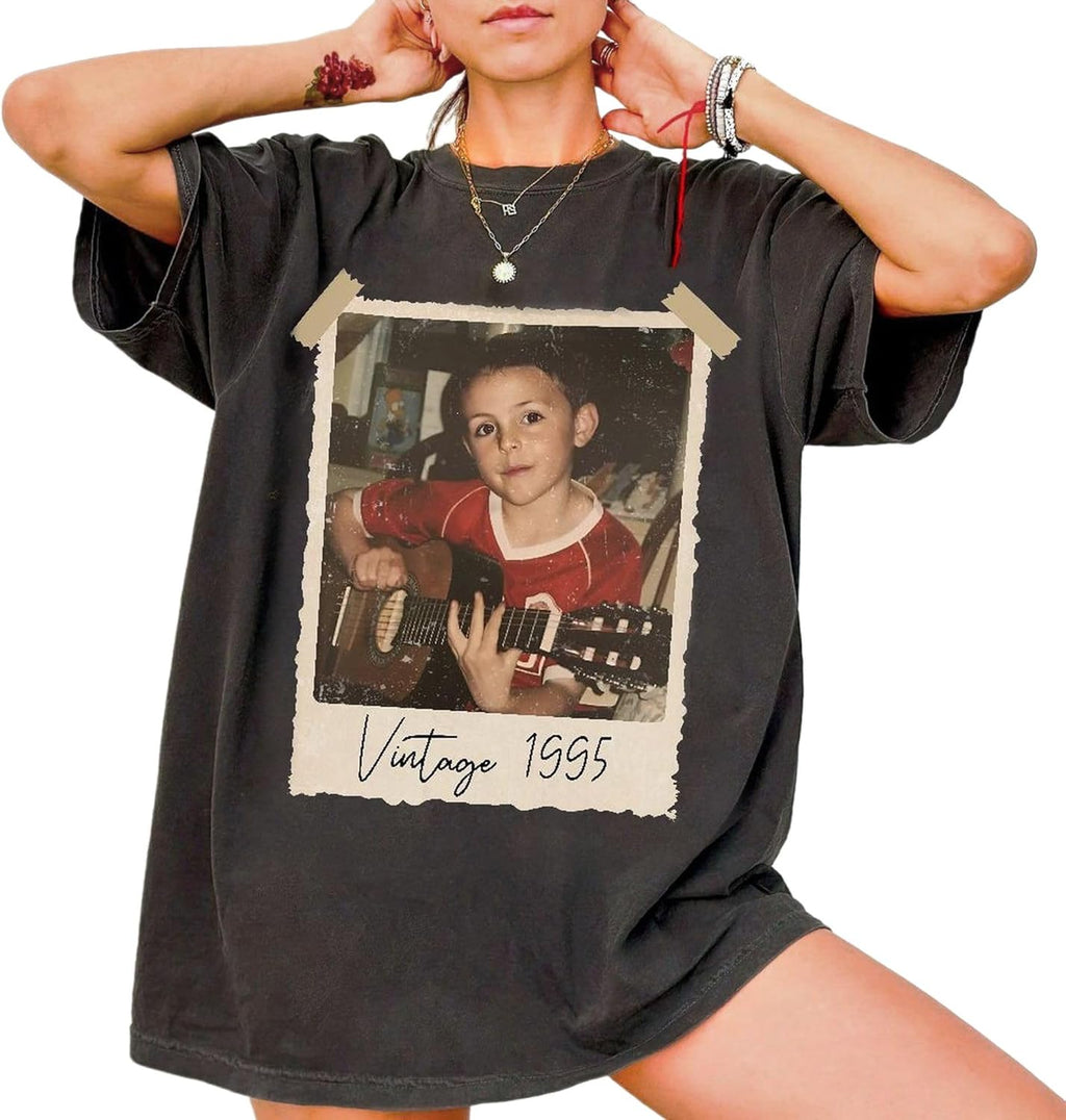 Personalized Birthday Shirt with Year, Custom Senior 2026 T-Shirt with Picture Upload, Retro Gift for 30 Year Old