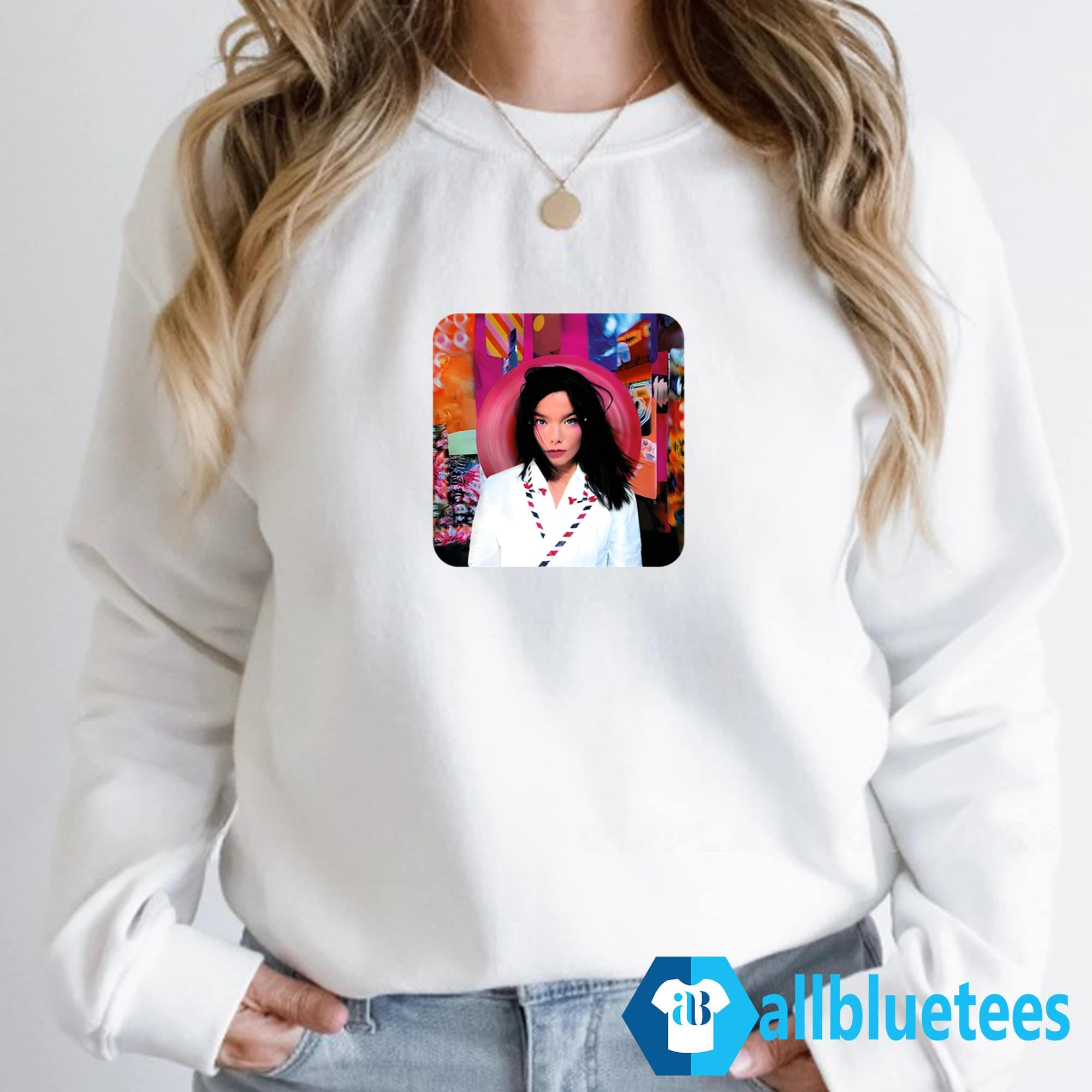 Anne Hathaway Björk Shirt