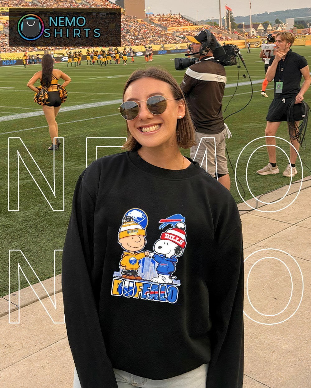 Charlie Brown and Snoopy Buffalo Sabres and Buffalo Bills city skyline shirt
