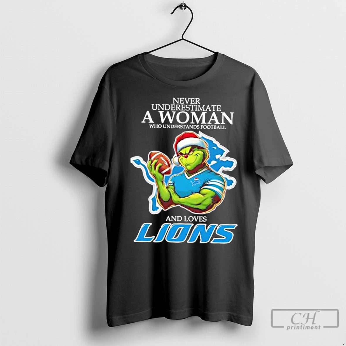 Classic Grinch Christmas Never Underestimate A Woman Who Understands Football And Loves Detroit Lions Shirt Hoodie Sweatshirt