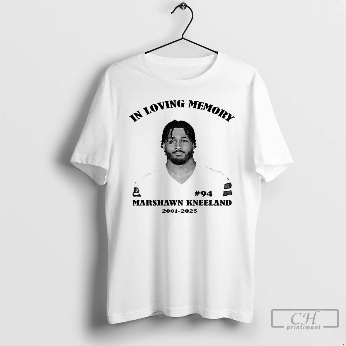 Classic In Loving Memory Marshawn Kneeland 94 Cowboys Football 2001 2025 Shirt Hoodie Sweatshirt | PurePodTees.com