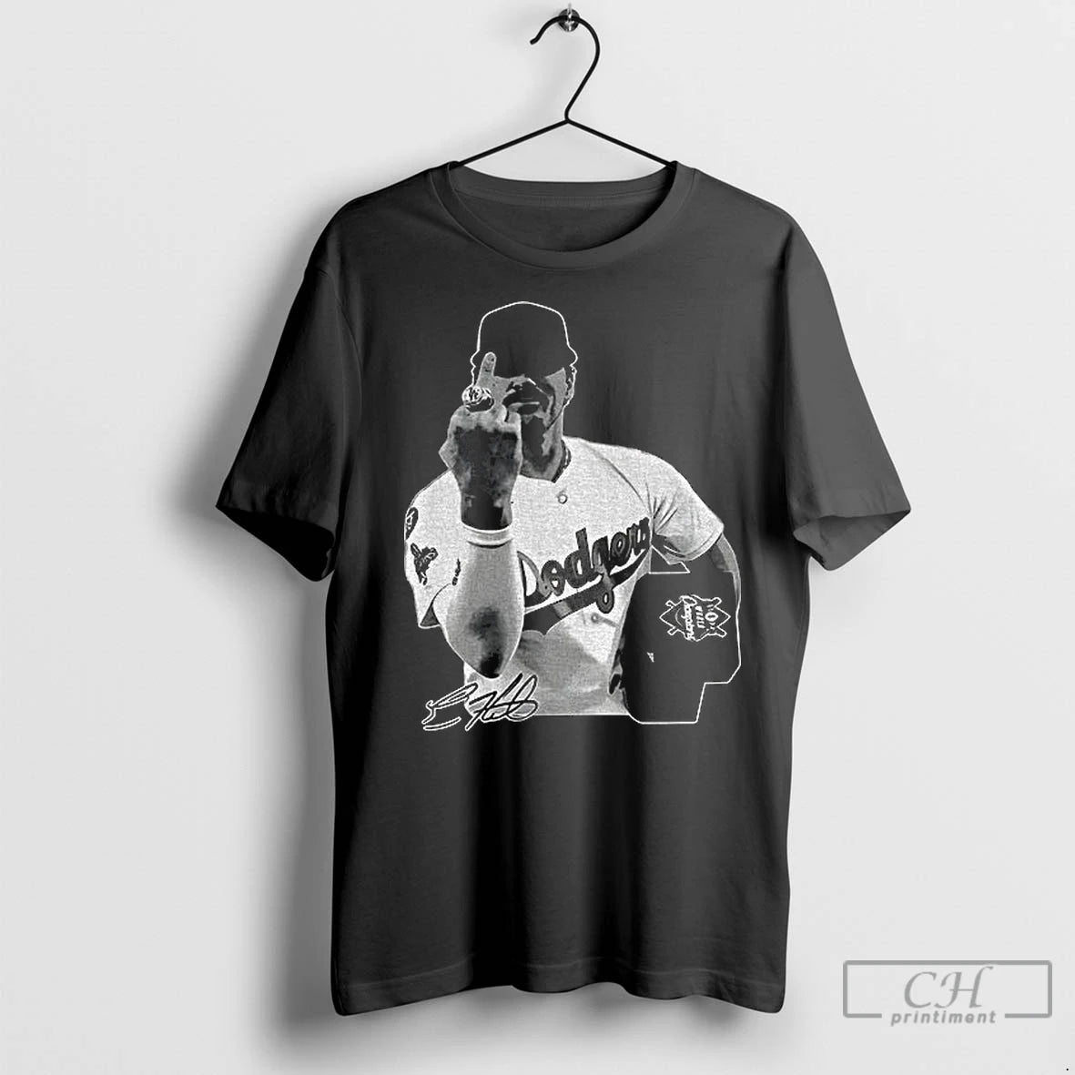 Classic Kike Hernandez Middle Finger Ring Celebration Los Angeles Dodgers Mlb World Series Signature Shirt Hoodie Sweatshirt