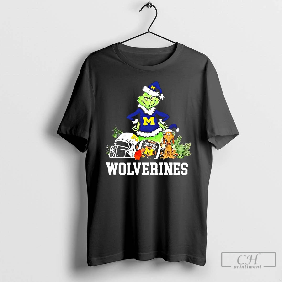 Classic Michigan Wolverines The Grinch And Max Helmet Christmas 2025 Shirt Hoodie Sweatshirt | PurePodTees.com