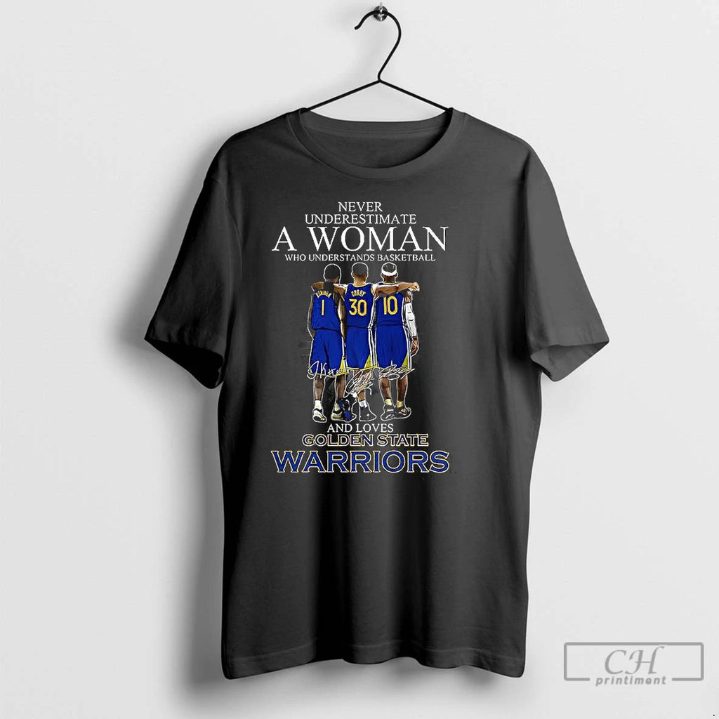 Classic Never Underestimate A Woman Who Loves Golden State Warriors Signature Shirt Hoodie Sweatshirt | PurePodTees.com