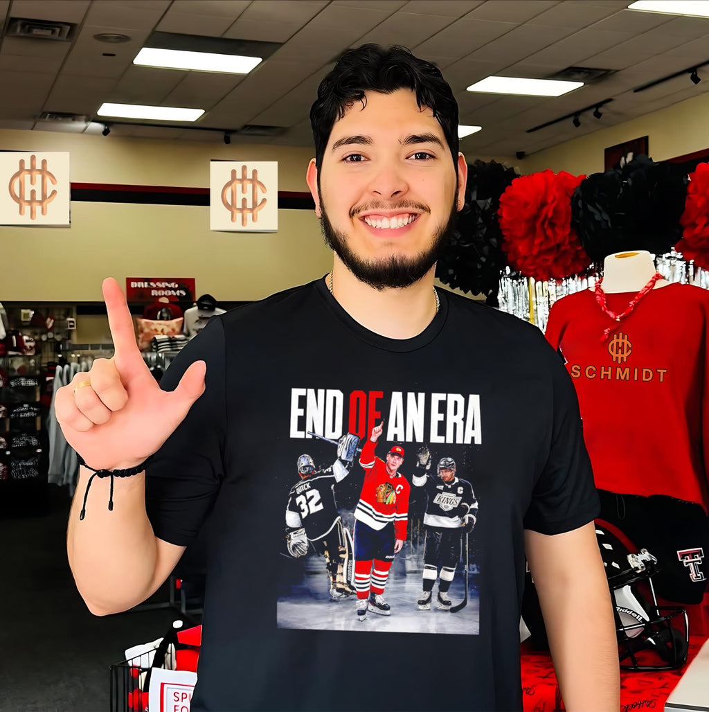 End of an Era Jonathan Quick and Patrick Kane Chicago Blackhawks LA Kings shirt