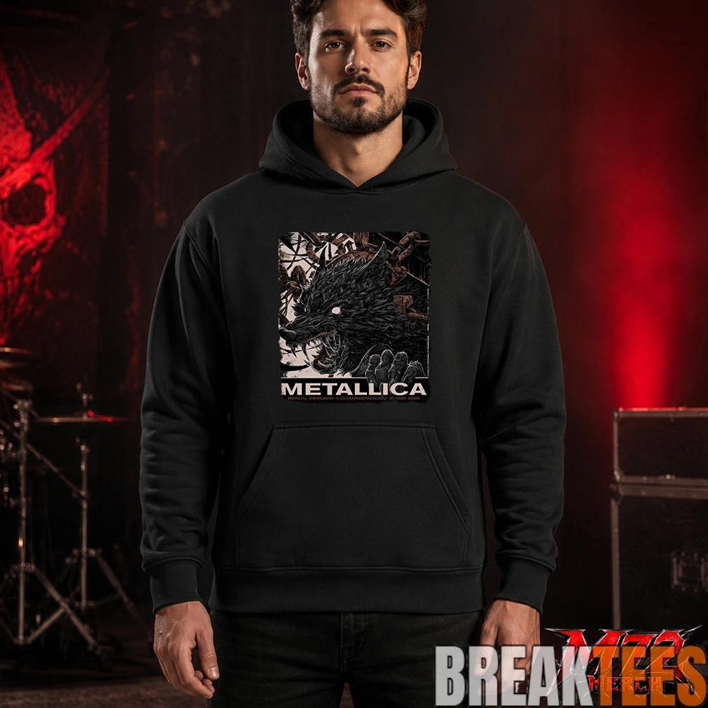 Metallica M72 World Tour May 30 2026 At Olympiastadion Berlin Germany Wolf Eclipse Artwork T-Shirt