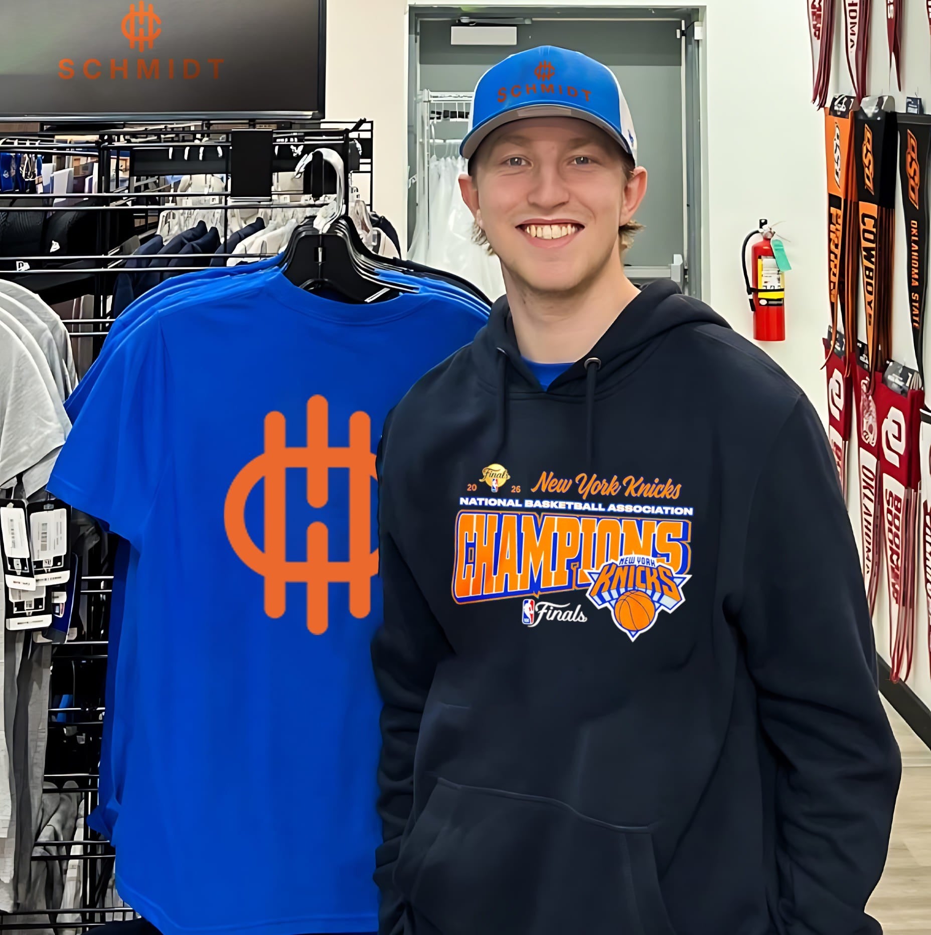 New York Knicks 26 NBA Champions logo shirt