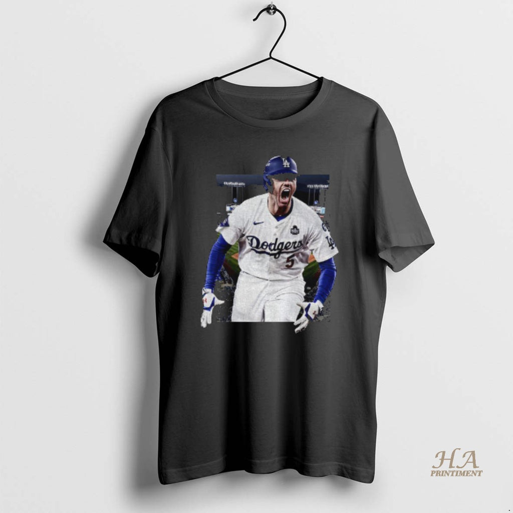 Official Freddie Freeman Los Angeles Baseball Screaming Photo Shirt Hoodie Sweatshirt | PurePodTees.com