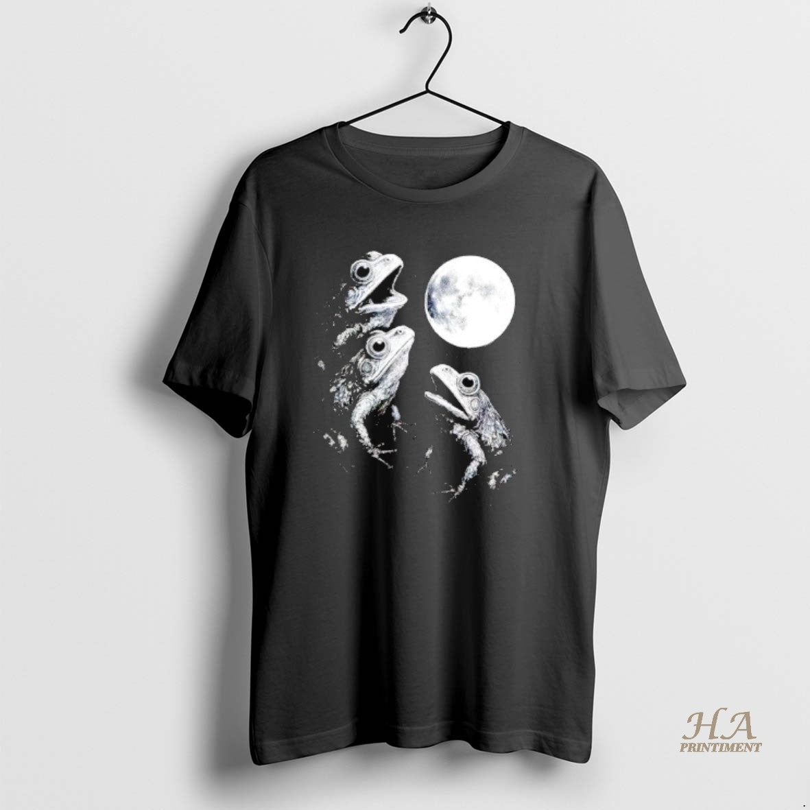 Official Frogs Howling To Moon Shirt Hoodie Sweatshirt | PurePodTees.com
