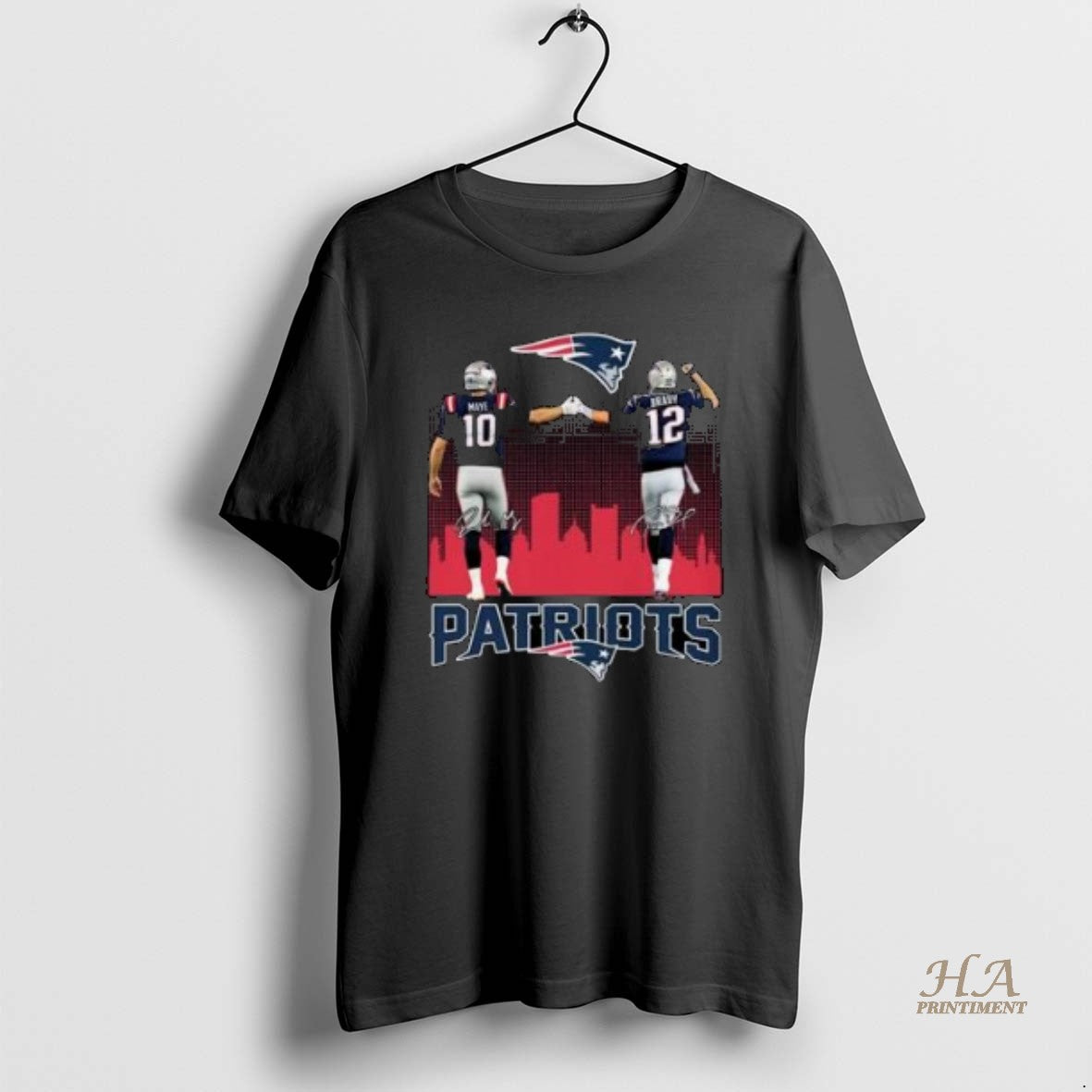 Official Maye And Brady Patriots Graphic Signature 2025 Shirt Hoodie Sweatshirt | PurePodTees.com