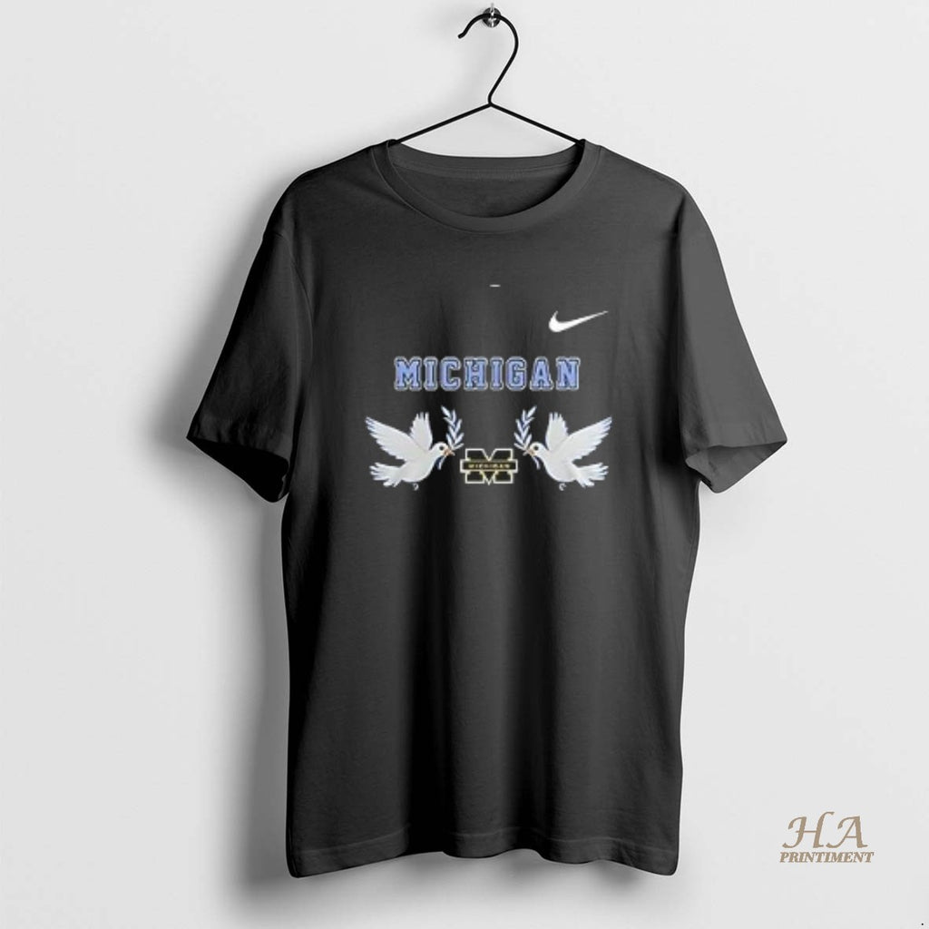 Official Michigan Wolverines World Freedom Day 2025 Celebrating Shirt Hoodie Sweatshirt | PurePodTees.com