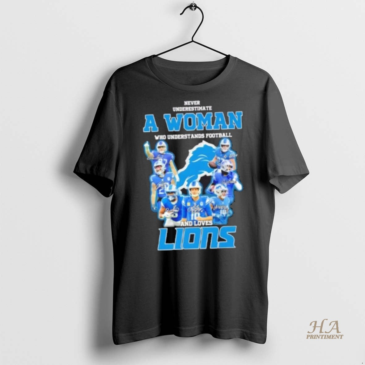 Official Never Underestimate A Woman Who Understands Football And Loves Detroit Lions Players Signatures Shirt Hoodie...
