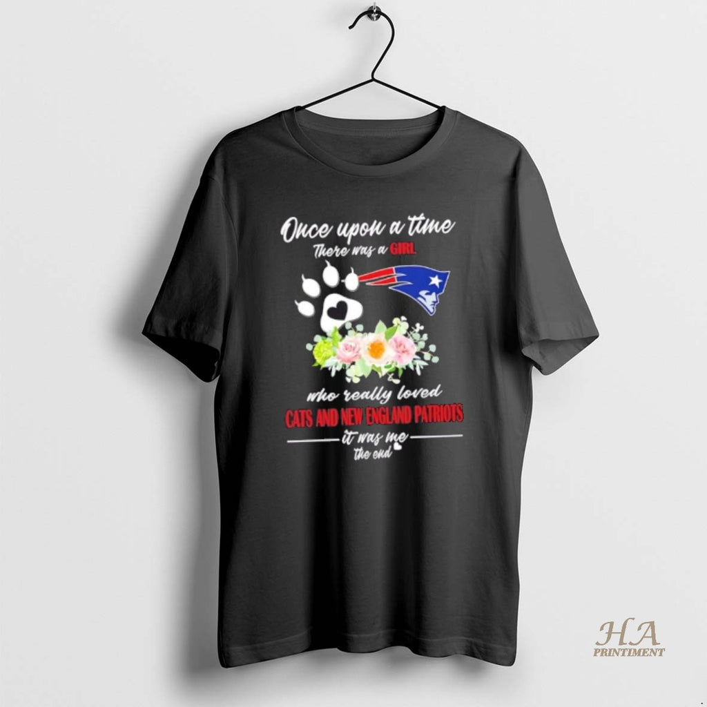Official Once Upon A Time There Was A Girl Who Really Loved Cats And New Shirt Hoodie Sweatshirt | PurePodTees.com