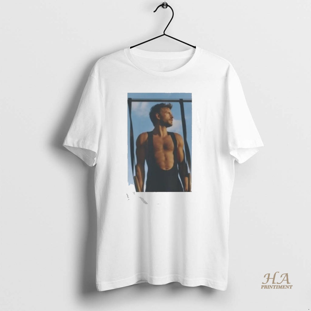 Official Peoples Sexiest Man Alive Jonathan Bailey Shirt Hoodie Sweatshirt | PurePodTees.com