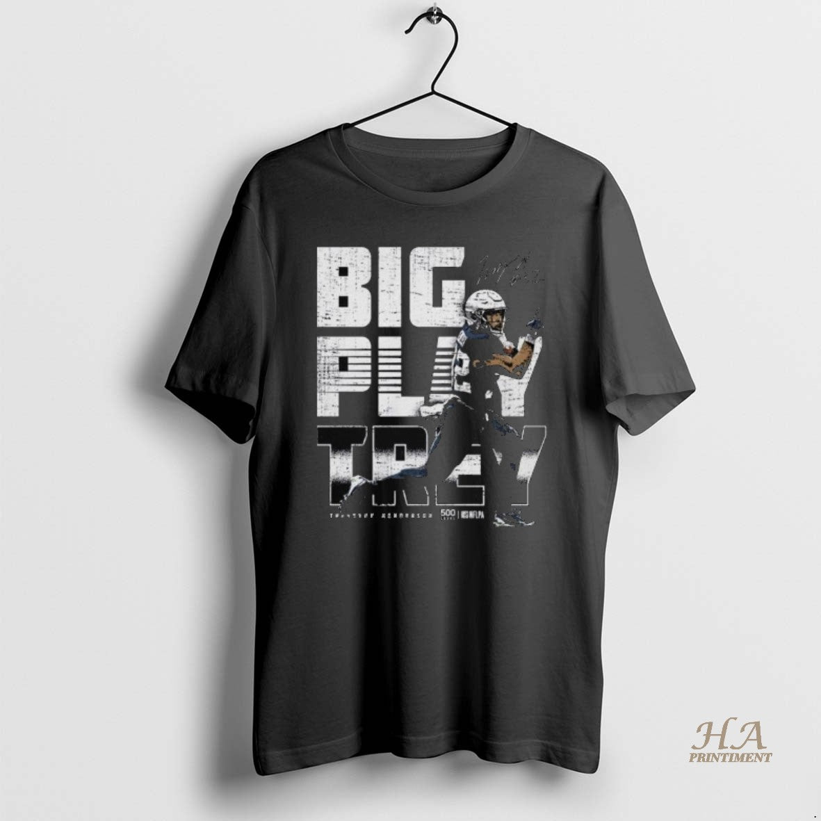Official Treveyon Henderson New England Big Play Trey Signature Long Sleve Shirt Hoodie Sweatshirt | PurePodTees.com
