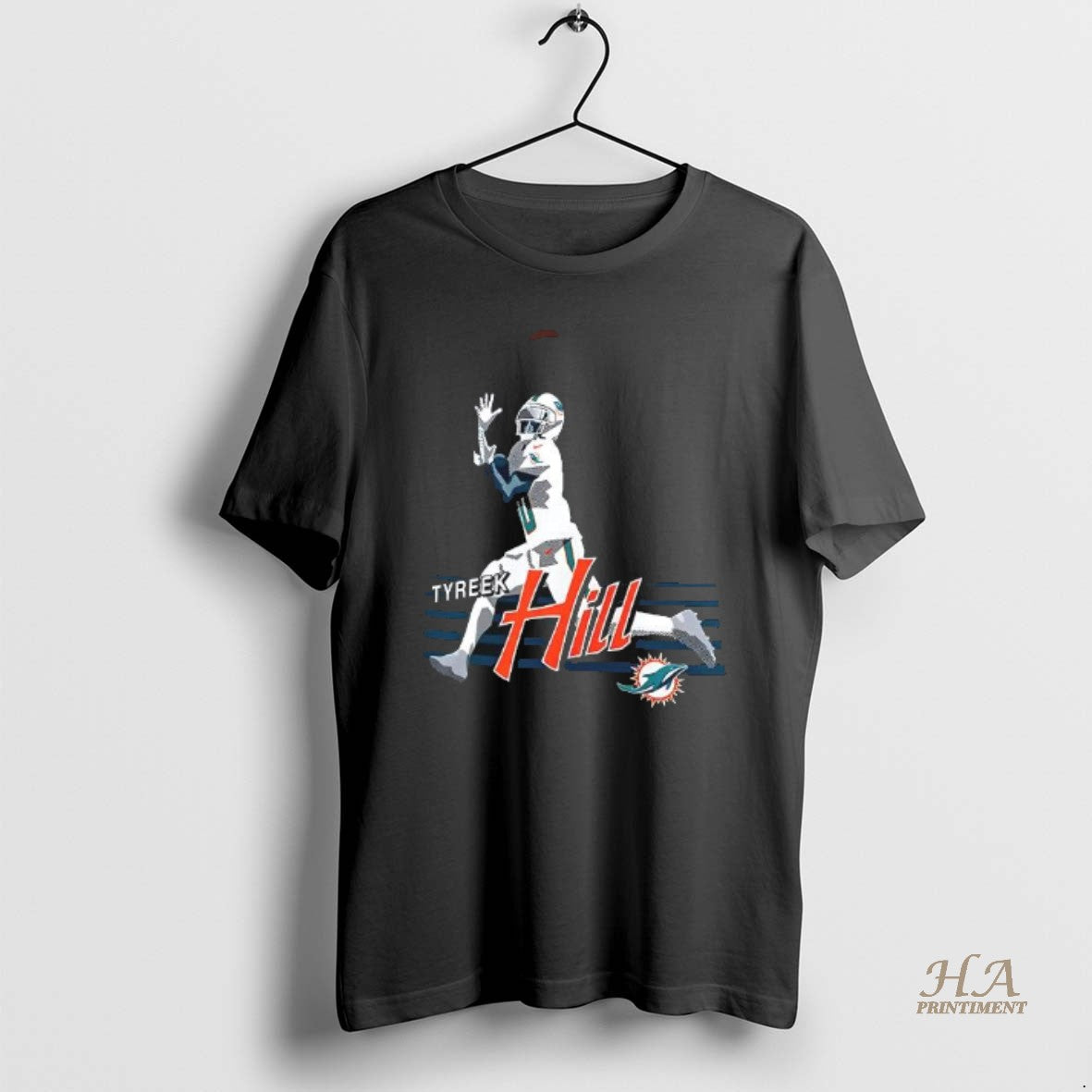 Official Tyreek Hill Miami Dolphins Football Receiving The Ball Shirt Hoodie Sweatshirt | PurePodTees.com