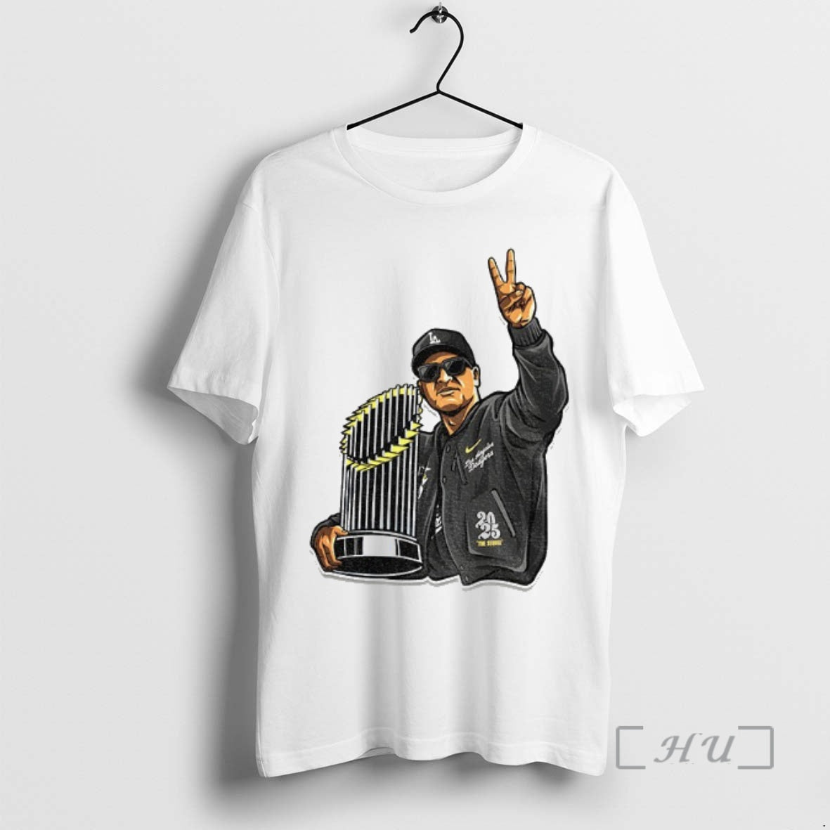 Officials Dave Roberts Holding World Series Trophy Fingers Up Shirt Hoodie Sweatshirt | PurePodTees.com