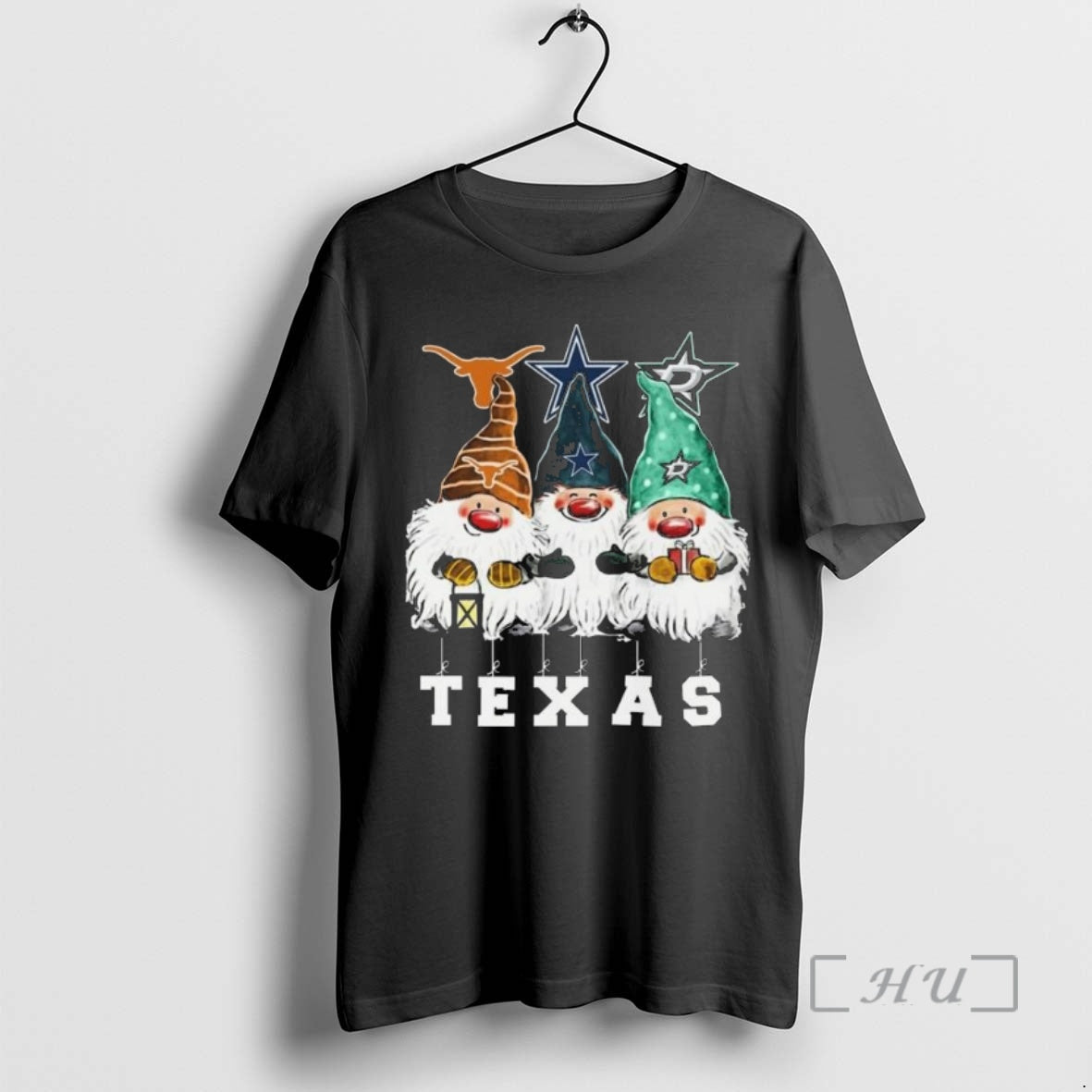 Officials Gnome X Texas City Sports Team Longhorns Cowboys And Stars Merry Christmas 2025 Premium Shirt Hoodie Sweatshirt