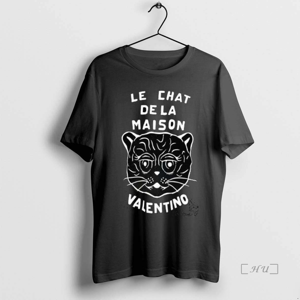 Officials Le Chat De La Maison Valentino Shirt Hoodie Sweatshirt | PurePodTees.com