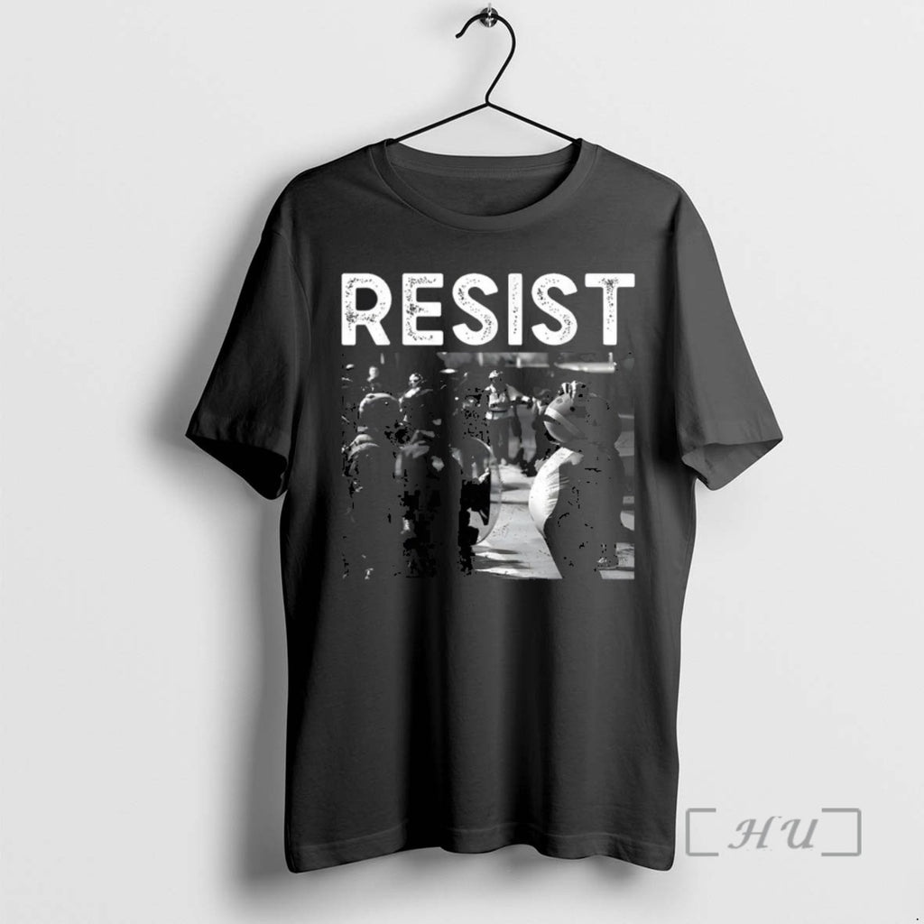 Officials Portland Frog Protest History Photo T Shirt Sweater