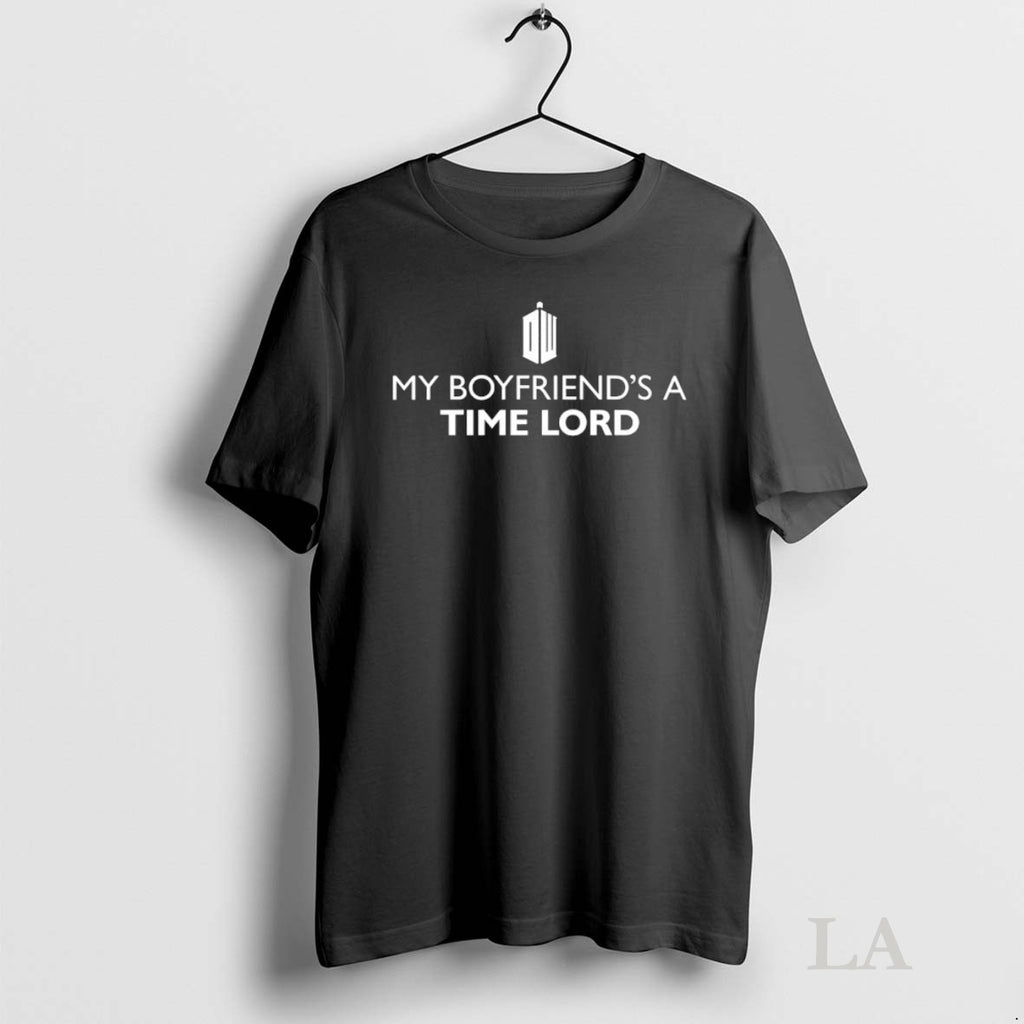 Original Carrie Capri My Boyfriends A Time Lord Shirt Hoodie Sweatshirt | PurePodTees.com
