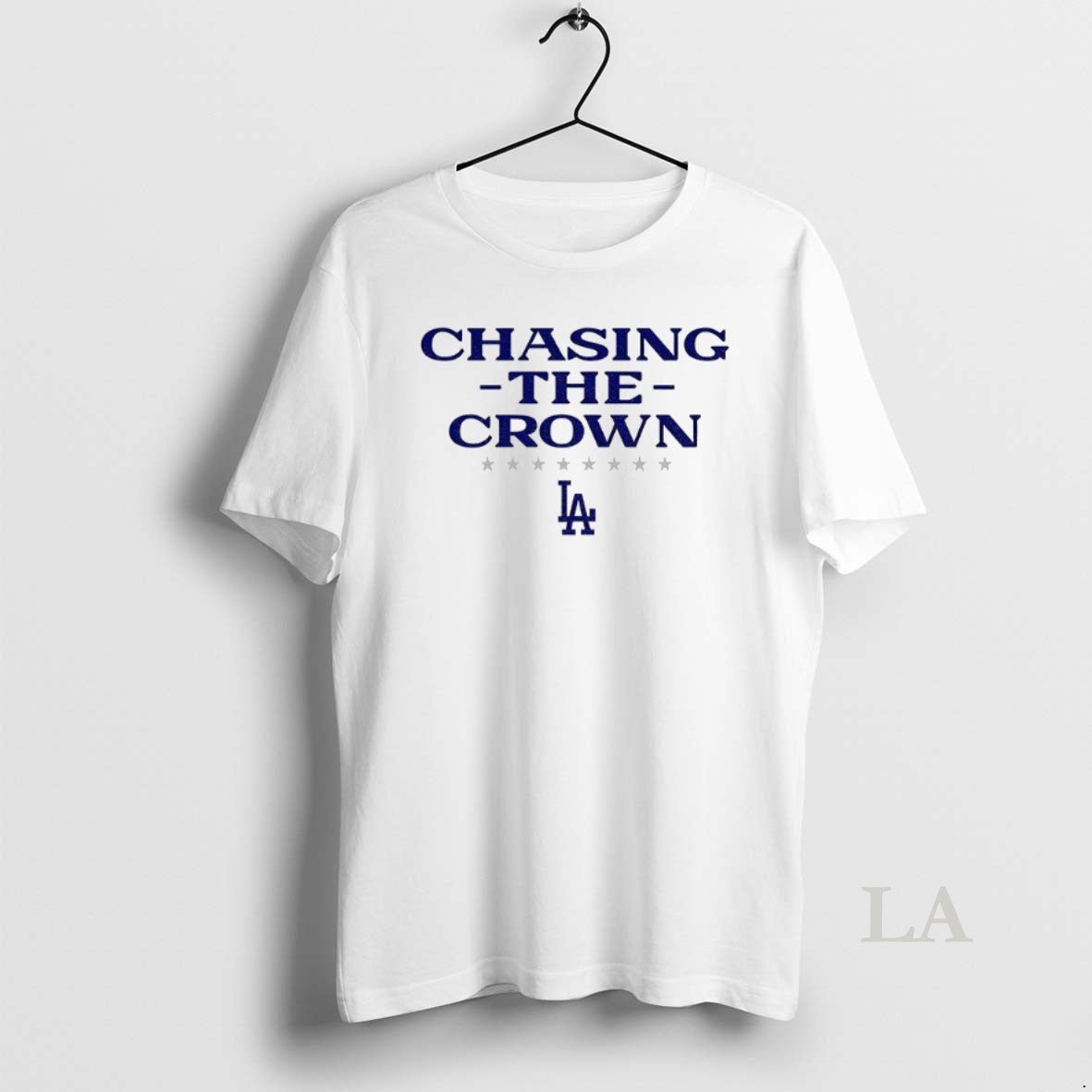 Original Chasing The Crown Los Angeles Dodgers Back 2 Back Champions Mlb World Series Shirt Hoodie Sweatshirt