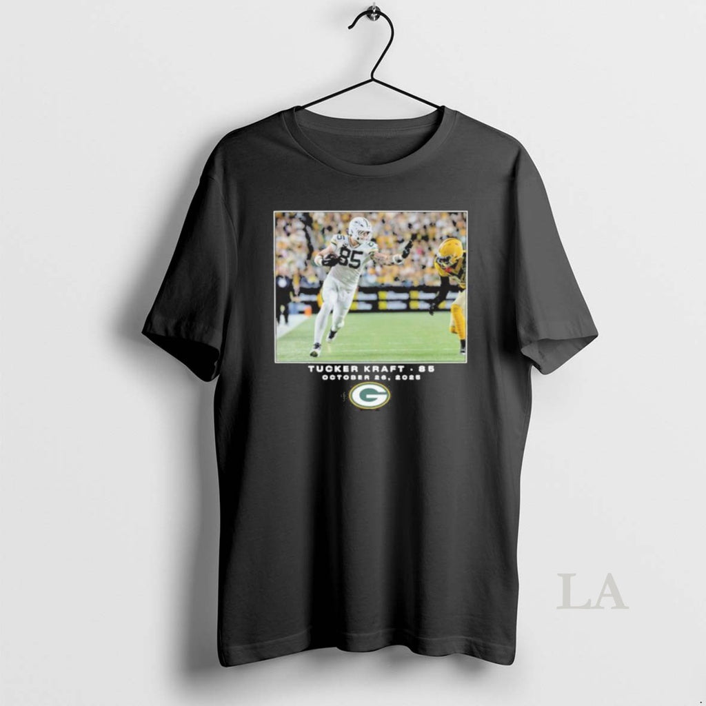 Original Green Bay Football Packers Tucker Kraft Flash Features Week 8 Shirt Hoodie Sweatshirt | PurePodTees.com