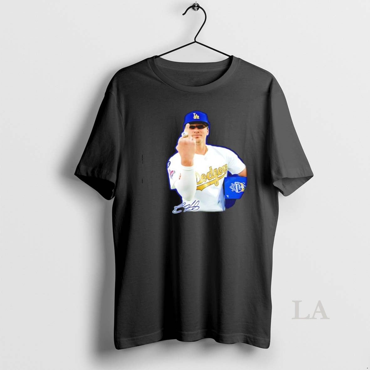 Original Kike Hernandez Middle Finger Ring Dodgers World Champs Signature Shirt Hoodie Sweatshirt | PurePodTees.com