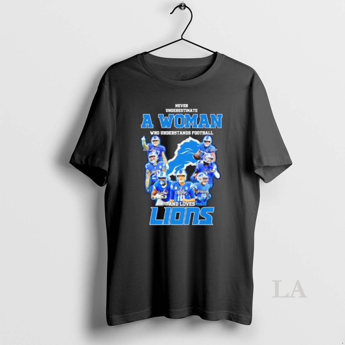 Original Never Underestimate A Woman Who Understands Football And Loves Detroit Lions Signatures Shirt Hoodie Sweatshirt