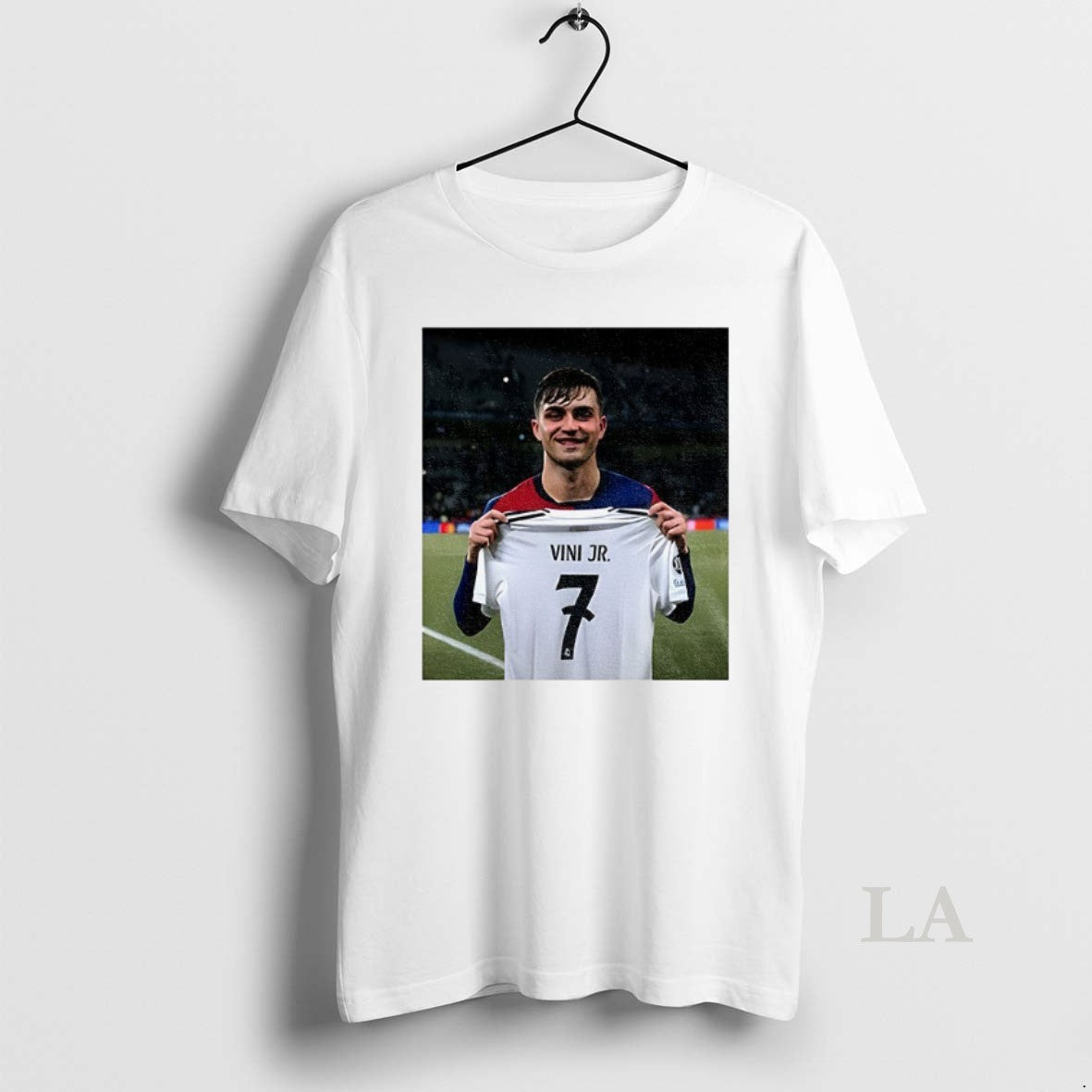 Original Pedri Pulling Vinicius Junior Vini Jr La Liga Real Madrid Shirt Hoodie Sweatshirt | PurePodTees.com