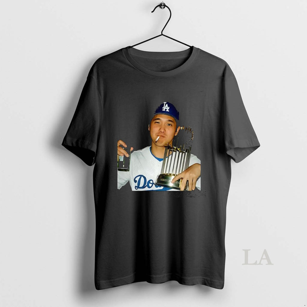 Original Shohei Ohtani Los Angeles Dodgers World Series Champions 2025 Celebration Smoking Shirt Hoodie Sweatshirt