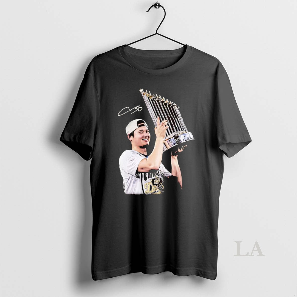 Original Shohei Ohtani Holding 2025 World Series Trophy Shirt Hoodie Sweatshirt | PurePodTees.com