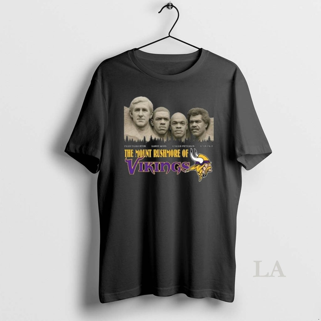 Original The Mount Rushmore Of Minnesota Vikings Legends 2025 Long Sleve Shirt Hoodie Sweatshirt | PurePodTees.com