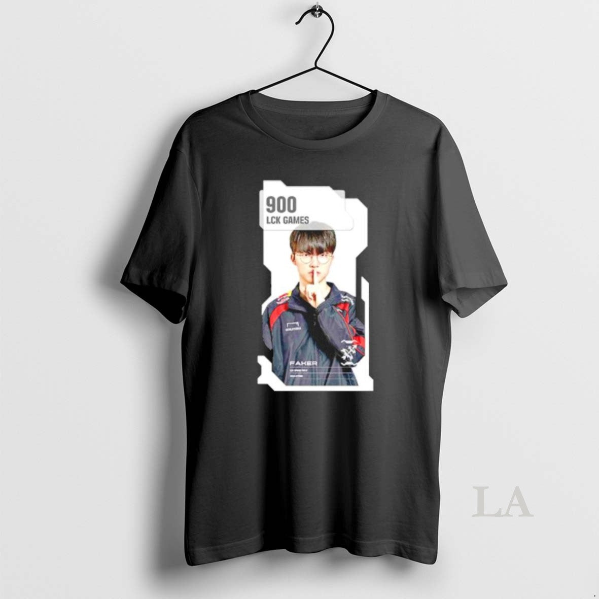 Original The T1 Faker Close Up The Legend 900 Lck Games Shirt Hoodie Sweatshirt | PurePodTees.com