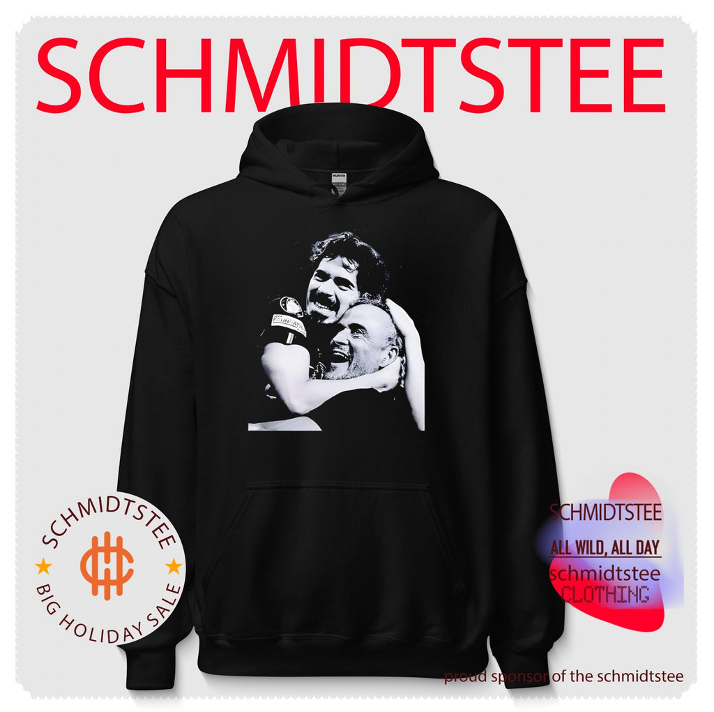 Paris Saint-Germain Luis Enrique hugging Vitinha shirt