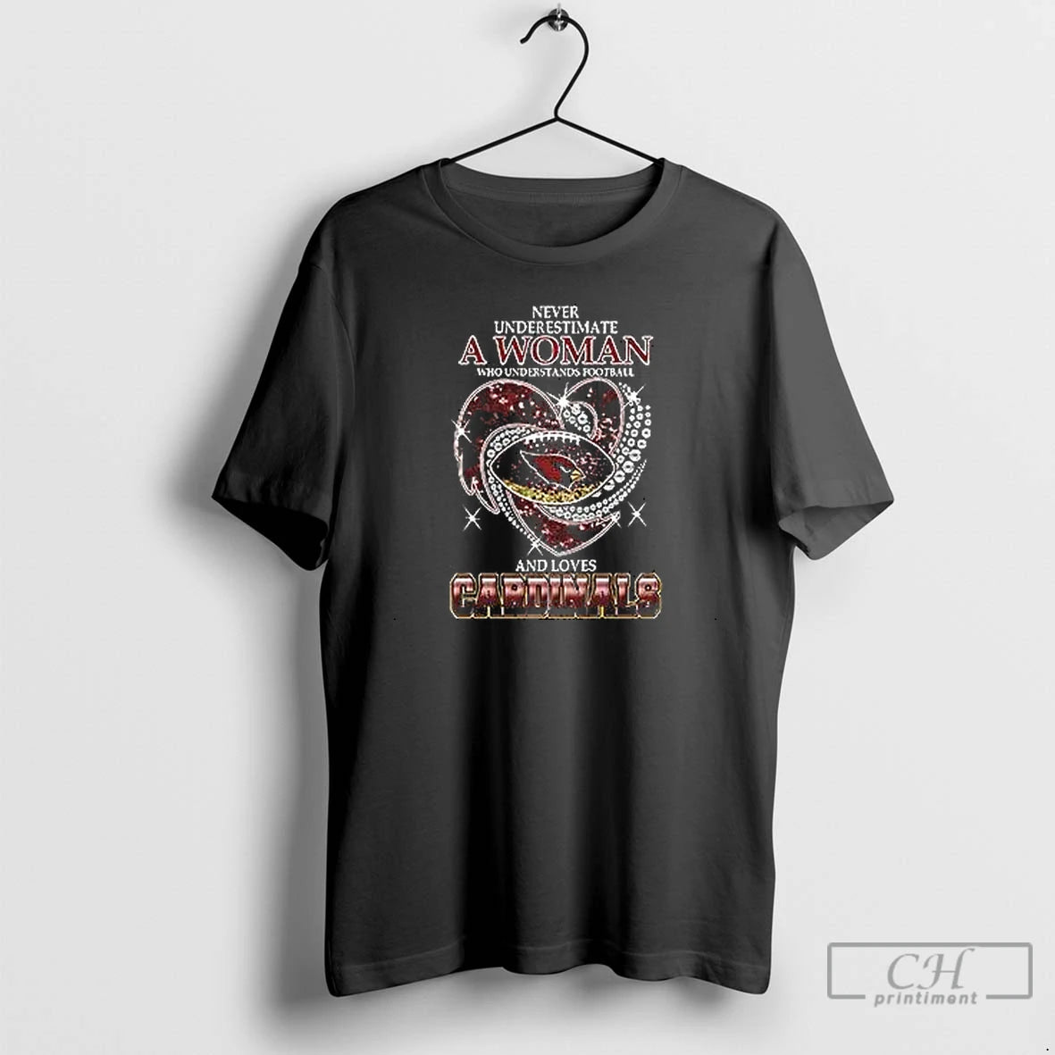 Premium Top Never Underestimate A Woman Who Understands Football And Loves Arizona Cardinals 2025 Shirt Hoodie Sweatshirt