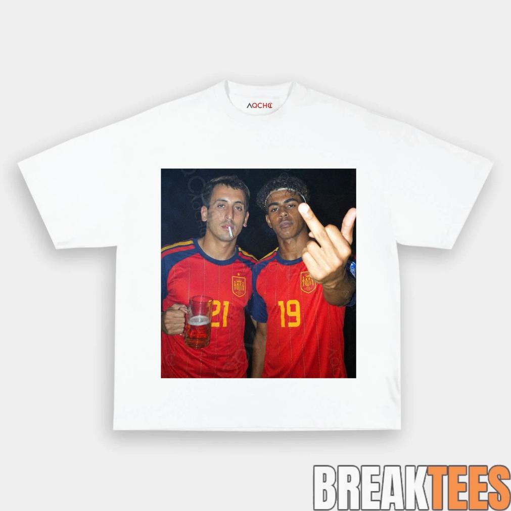 Spain Drunk Football Fans Graphic T-Shirt