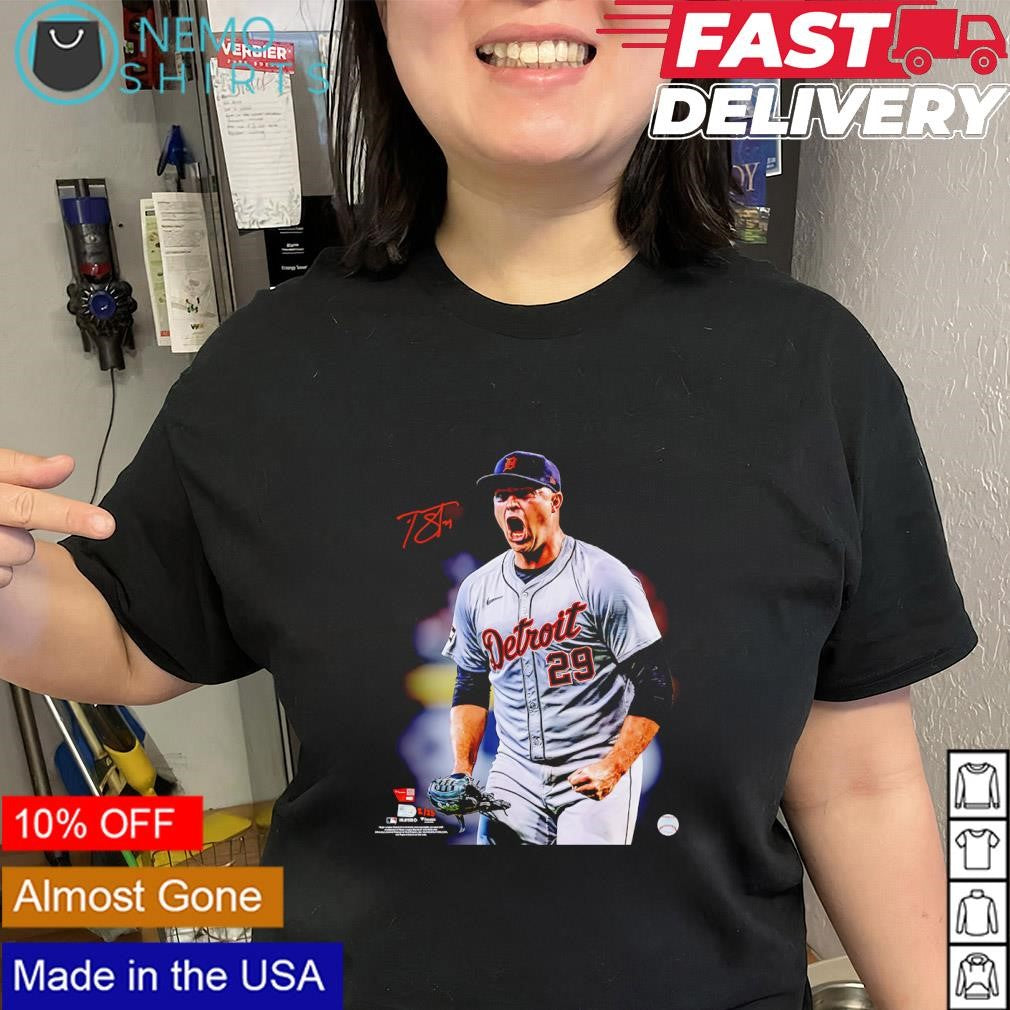 Tarik Skubal Detroit Tigers 2026 signatures player photograph shirt