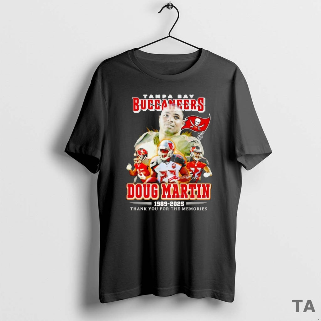 Top Doug Martin 1989 2025 Tampa Bay Buccaneers Thank You For The Memories Shirt Hoodie Sweatshirt | PurePodTees.com