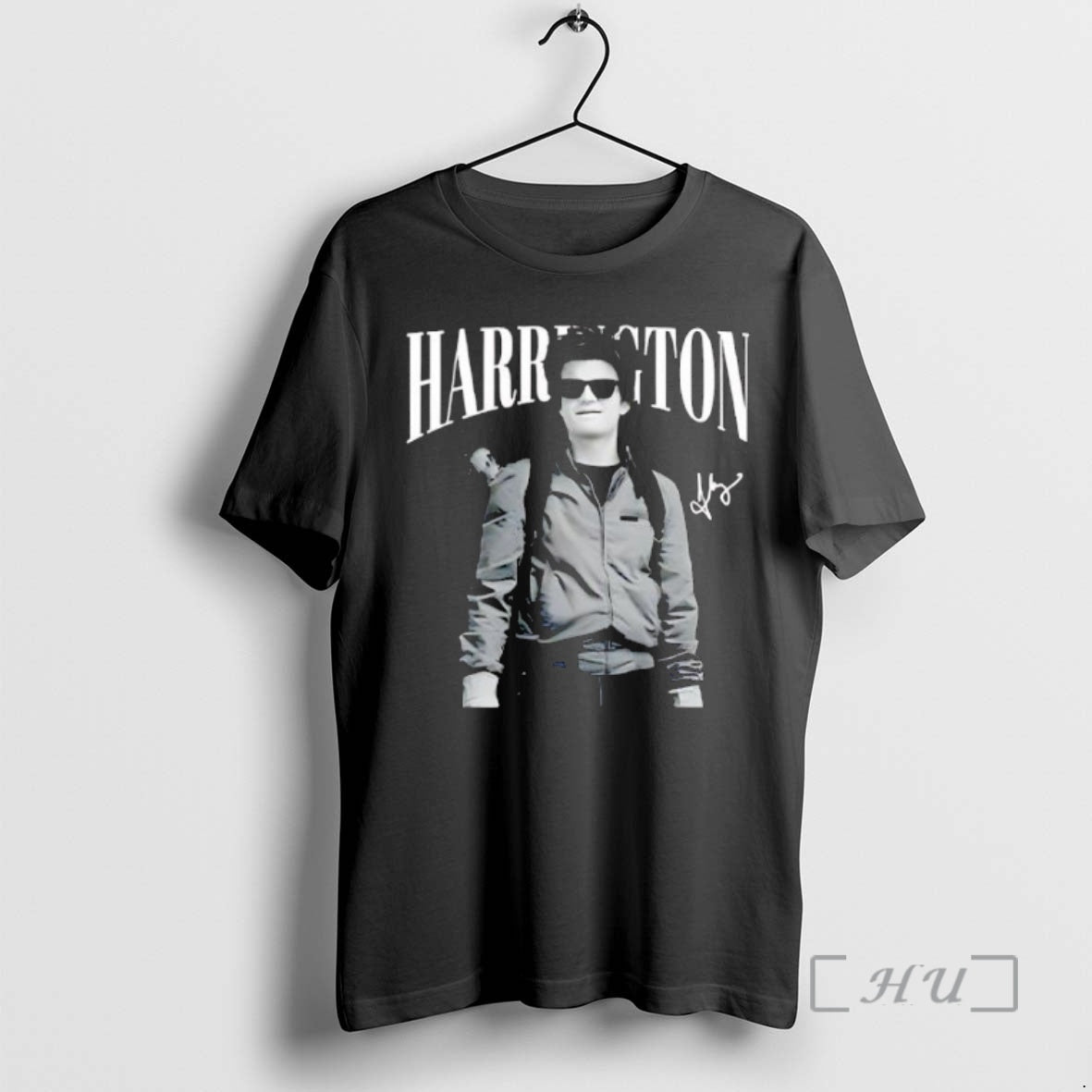 Trending Steve Harrington Signature Vintage Shirt Hoodie Sweatshirt | PurePodTees.com
