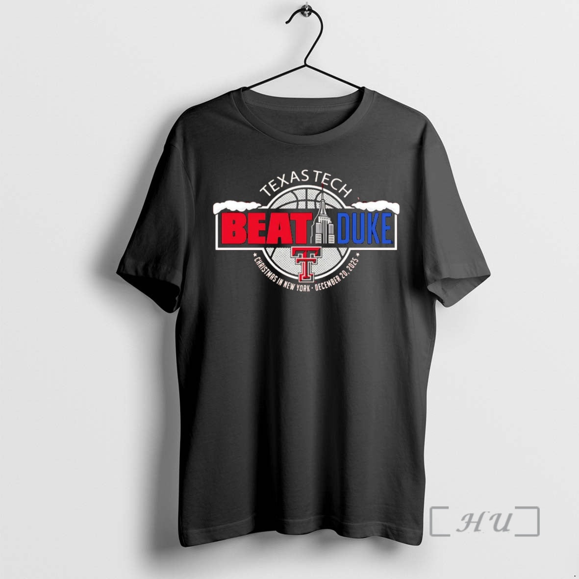 Trending Texas Tech Red Raiders Beat Duke 2025 Christmas In New York Premium T Shirts Hoodie Sweatshirt | PurePodTees.com