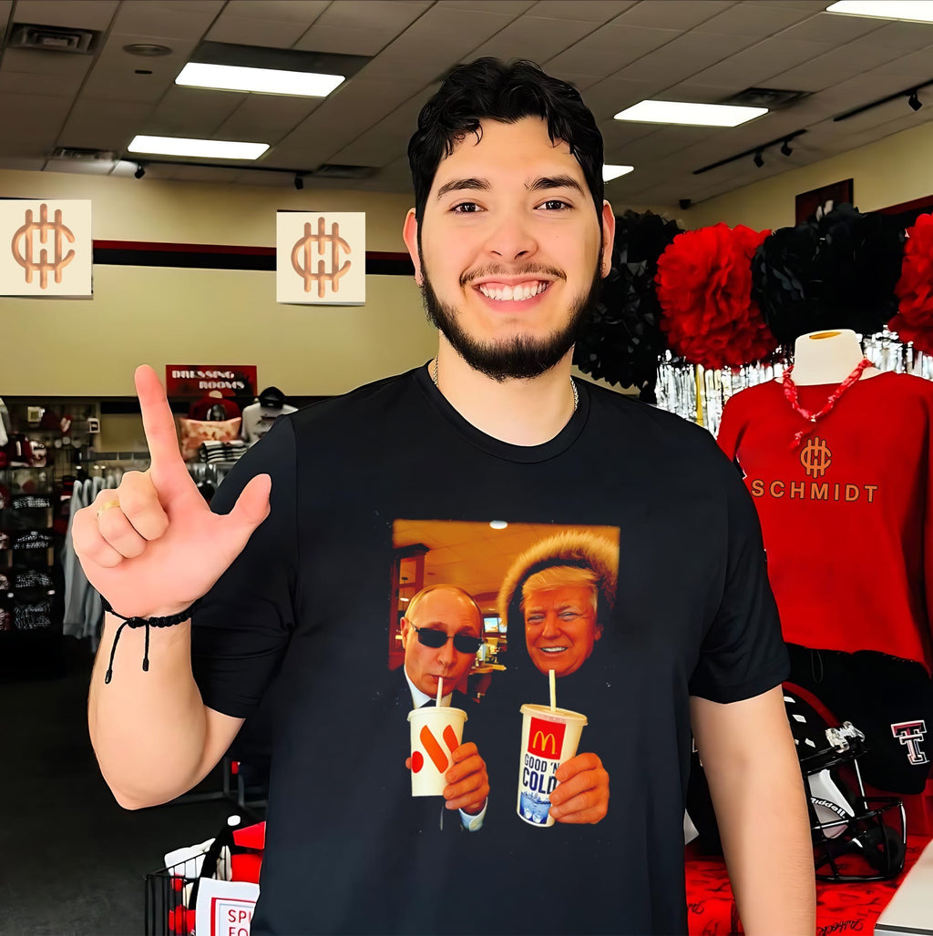 Vladimir Putin and Donald Trump eating fast food funny shirt