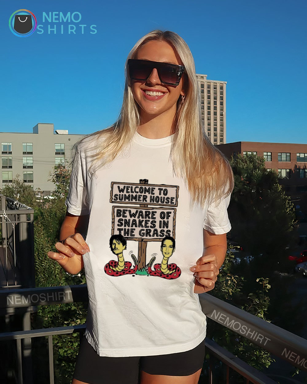 Welcome to summer house beware of snakes on the grass shirt