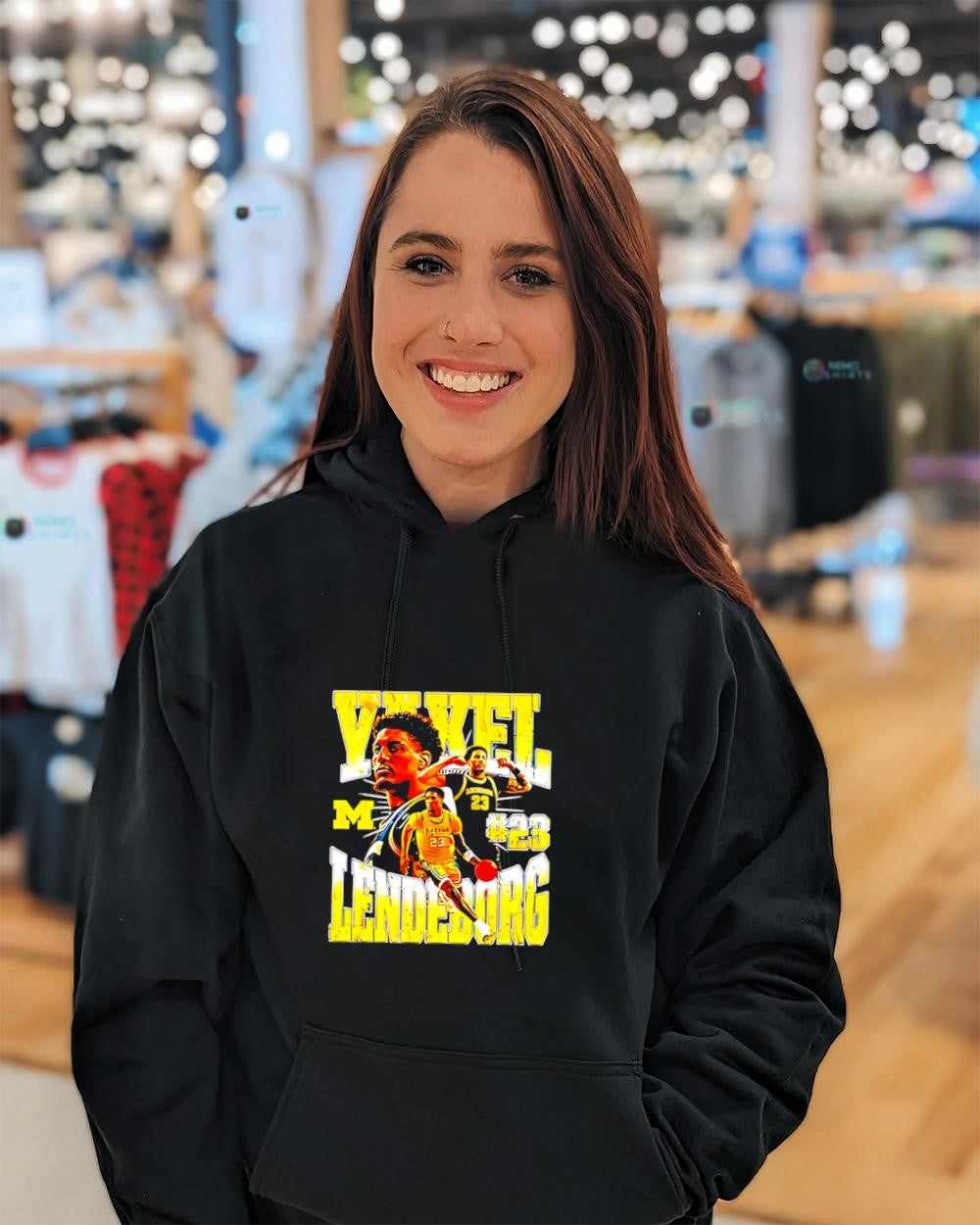 Yaxel Lendeborg 23 Michigan Wolverines basketball logo shirt