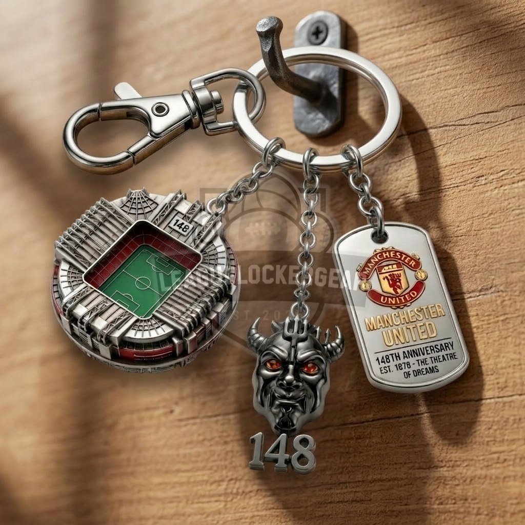 Manchester United 148th Anniversary The Theatre Of Dreams Keychain