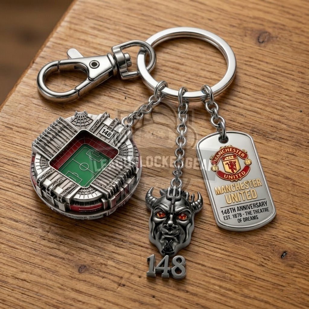 Manchester United 148th Anniversary The Theatre Of Dreams Keychain
